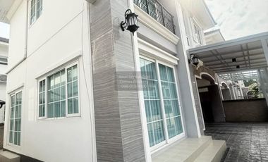For rent 4 bedrooms house in Pak Kret, Nonthaburi