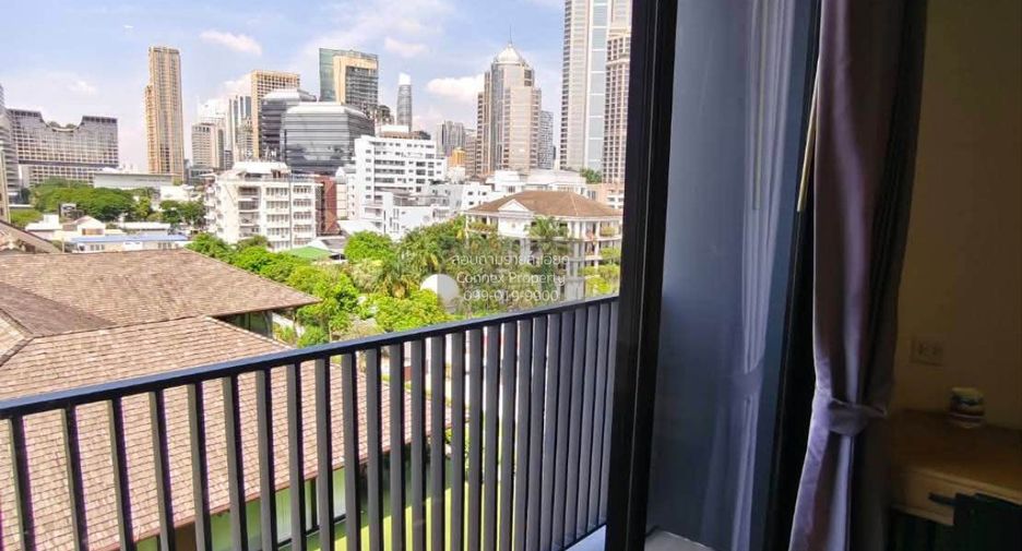 For rent 1 bed condo in Khlong Toei, Bangkok
