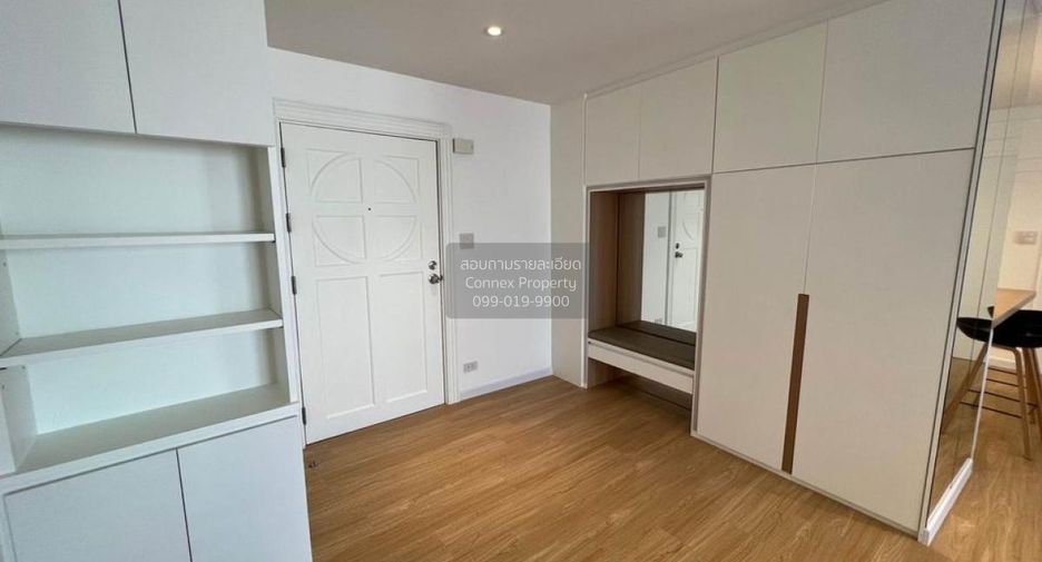 For rent 2 bedrooms condo in Bang Kho Laem, Bangkok