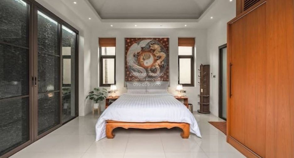 For rent 4 bedrooms villa in Mueang Phuket, Phuket
