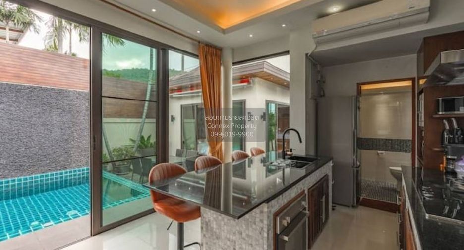 For rent 4 bedrooms villa in Mueang Phuket, Phuket
