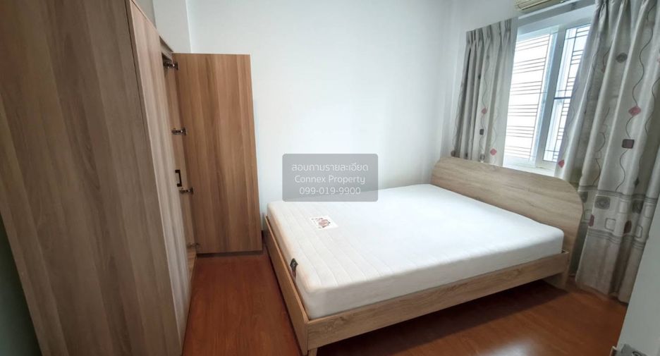 For rent 3 bedrooms townhouse in Chom Thong, Bangkok