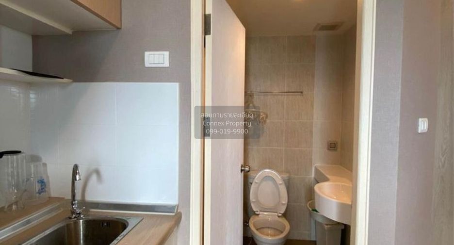 For rent 2 bedrooms condo in Bang Khae, Bangkok