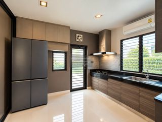 For rent 4 bedrooms house in Mueang Phuket, Phuket