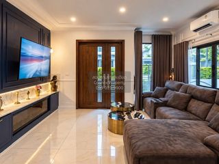 For rent 4 bedrooms house in Wang Thonglang, Bangkok
