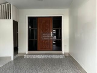 For rent 2 bedrooms townhouse in Mueang Phuket, Phuket