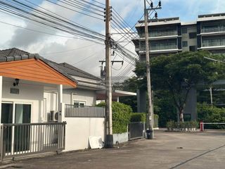 For rent 2 bedrooms townhouse in Mueang Phuket, Phuket