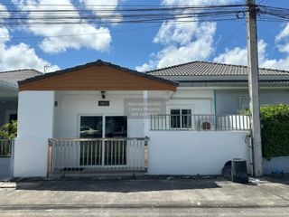 For rent 2 bedrooms townhouse in Mueang Phuket, Phuket
