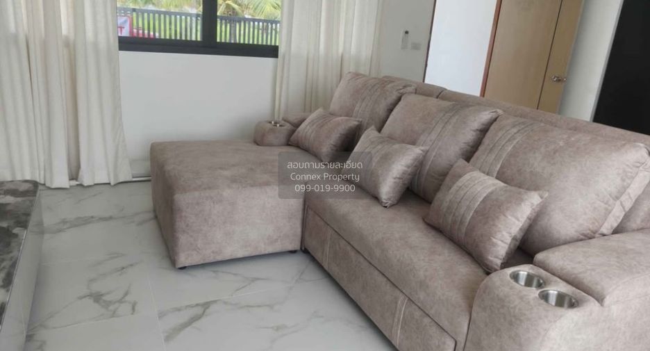For rent 3 bedrooms villa in Mueang Phuket, Phuket