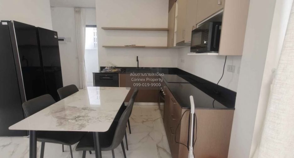 For rent 3 bedrooms villa in Mueang Phuket, Phuket