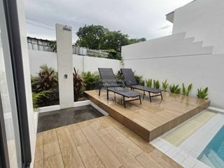 For rent 3 bedrooms villa in Mueang Phuket, Phuket