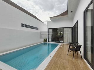 For rent 3 bedrooms villa in Mueang Phuket, Phuket