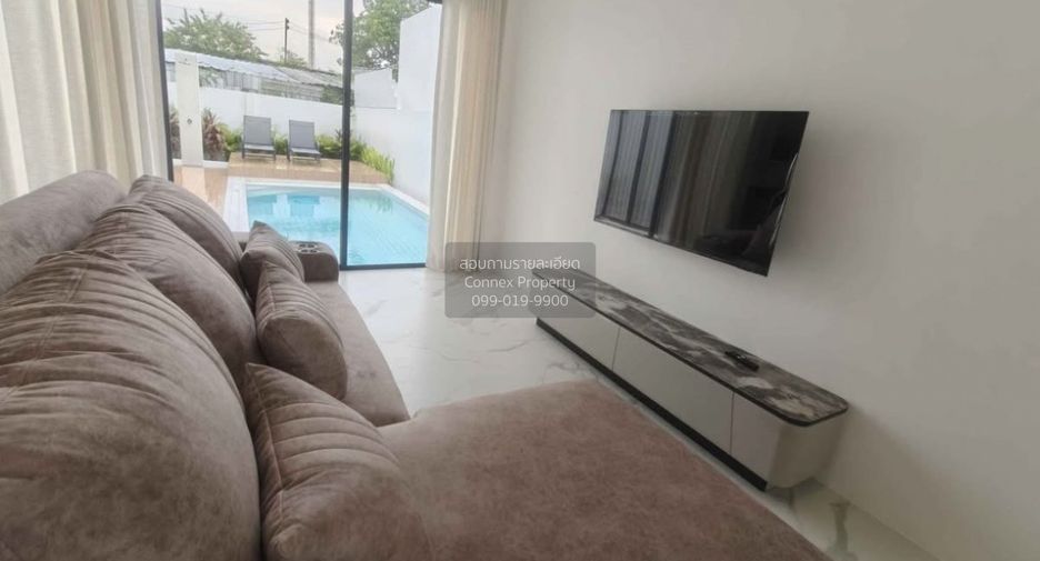 For rent 3 bedrooms villa in Mueang Phuket, Phuket