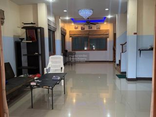 For rent 3 bedrooms townhouse in Mueang Phuket, Phuket