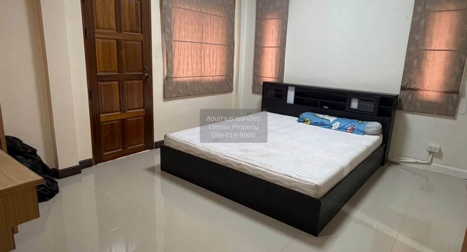 For rent 3 bedrooms townhouse in Mueang Phuket, Phuket