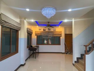 For rent 3 bedrooms townhouse in Mueang Phuket, Phuket