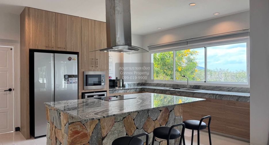 For rent 7 ベッドルーム villa in Thalang, Phuket