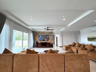 For rent 7 ベッドルーム villa in Thalang, Phuket