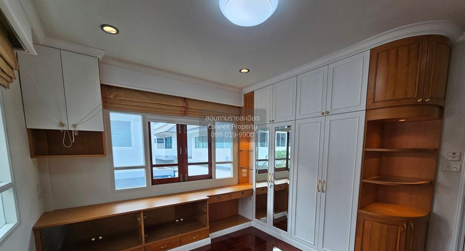 For rent 5 bedrooms house in Thawi Watthana, Bangkok
