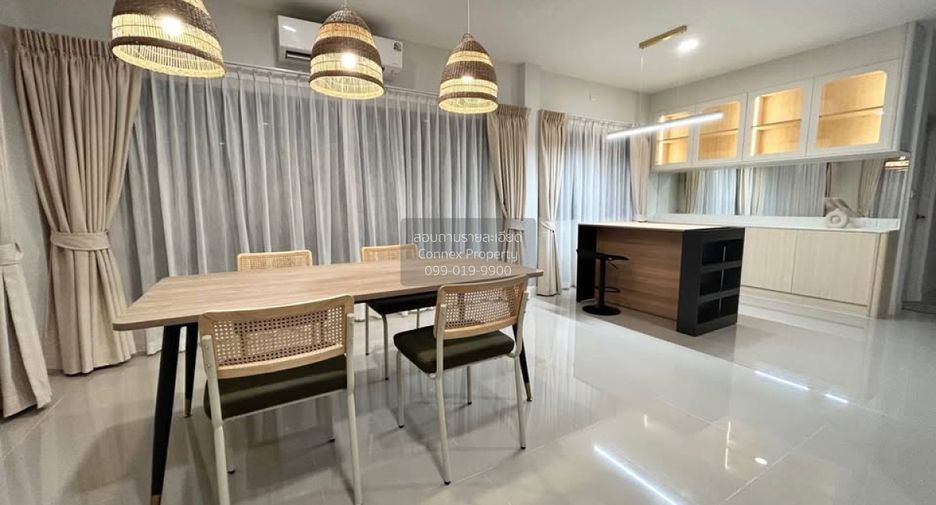 Haus zur Miete mit 3 Zimmer in Bang Phli, Samut Prakan