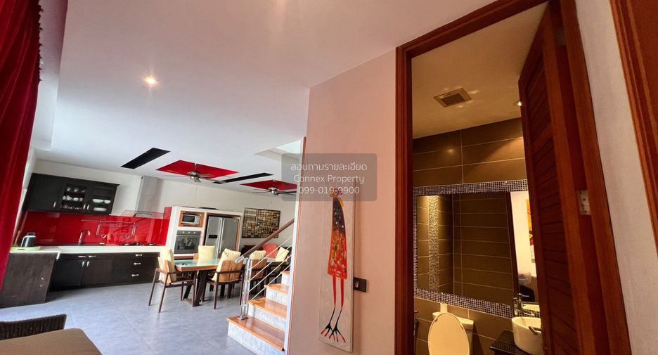 For rent 3 bedrooms villa in Mueang Phuket, Phuket
