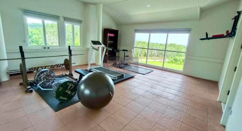 For rent 7 bedrooms villa in Thalang, Phuket