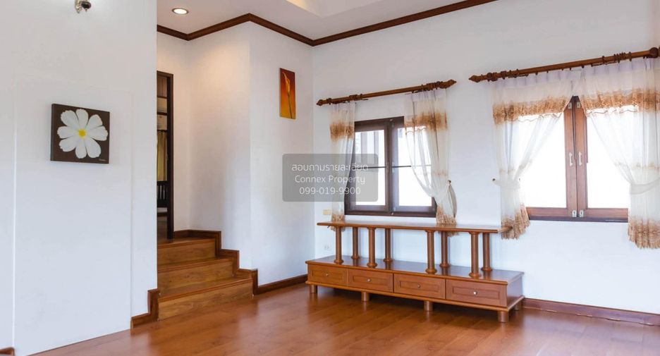Casa en alquiler de 3 habitaciones en Mueang Phuket, Phuket