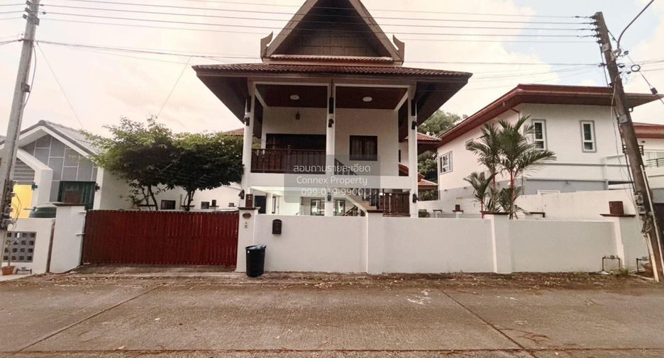 Casa en alquiler de 3 habitaciones en Mueang Phuket, Phuket