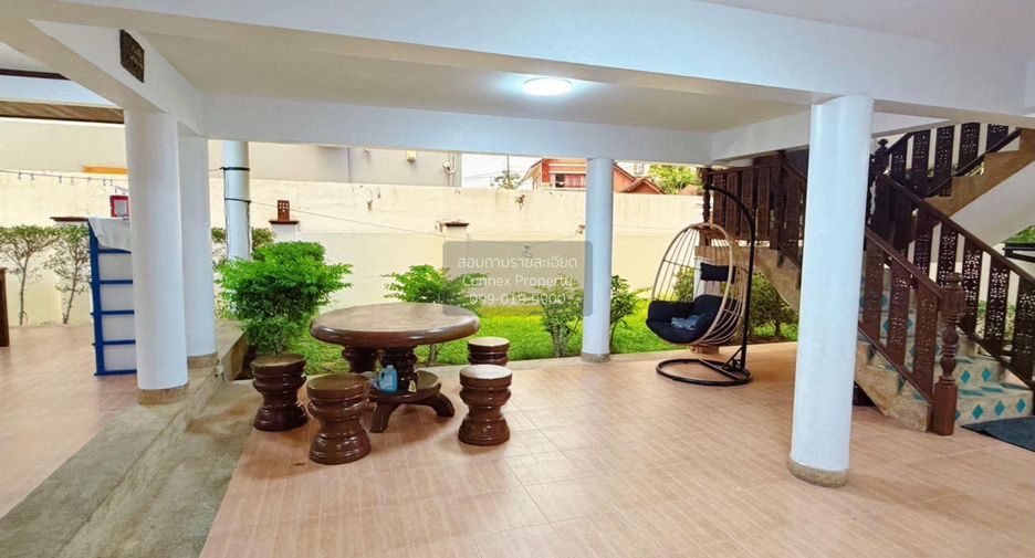 Casa en alquiler de 3 habitaciones en Mueang Phuket, Phuket