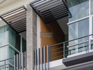 For rent 4 bedrooms townhouse in Lat Phrao, Bangkok
