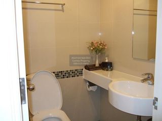 For rent 1 bed condo in Yan Nawa, Bangkok