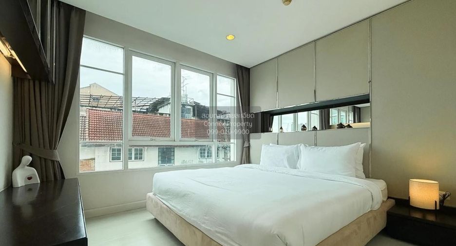 Wohnung zur Miete mit 2 Zimmer in Khlong San, Bangkok