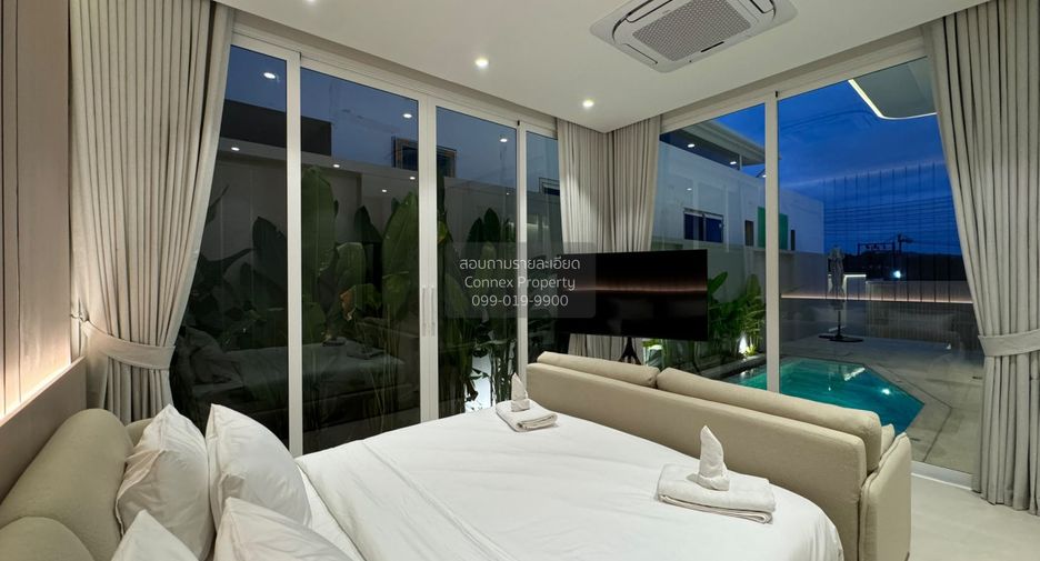For rent 3 bedrooms villa in Mueang Phuket, Phuket