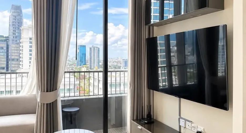 For rent 1 bed condo in Watthana, Bangkok