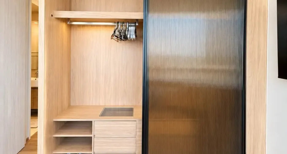 For rent 1 bed condo in Watthana, Bangkok