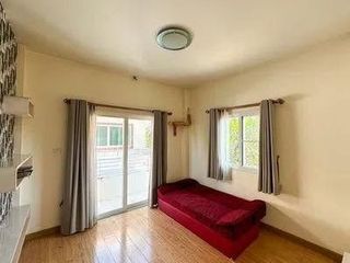 For rent 3 bedrooms house in Saraphi, Chiang Mai