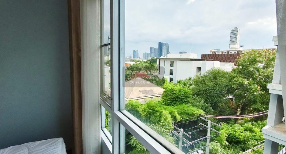 Wohnung zur Miete mit 1 Zimmer in Phra Khanong, Bangkok
