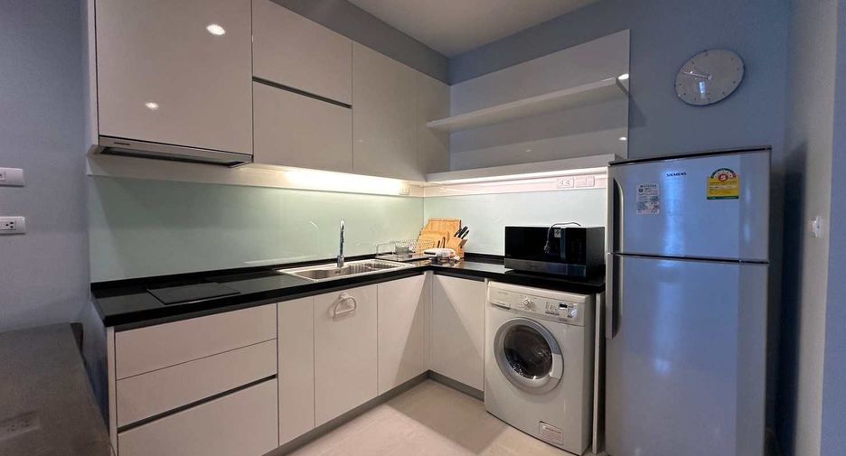 For rent 1 bed condo in Khlong Toei, Bangkok