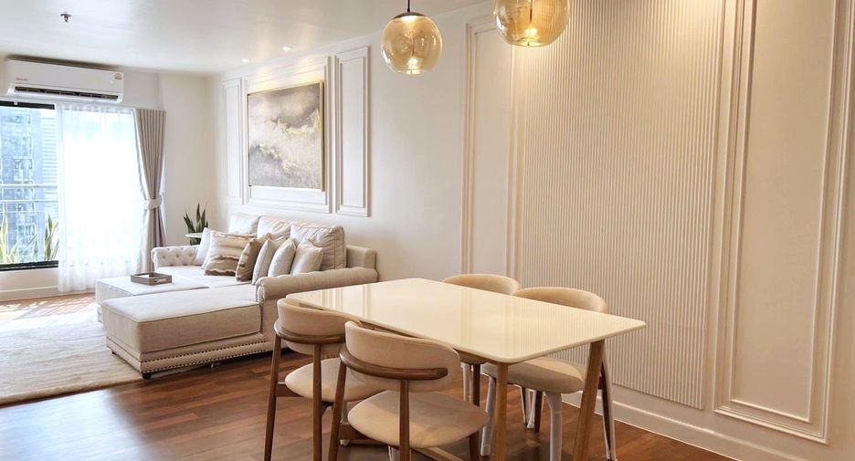For rent 3 bedrooms condo in Watthana, Bangkok