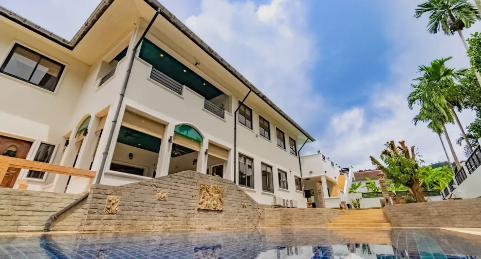 For rent 5 bedrooms villa in Kathu, Phuket