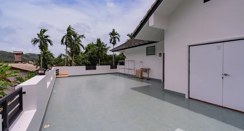 For rent 5 bedrooms villa in Kathu, Phuket