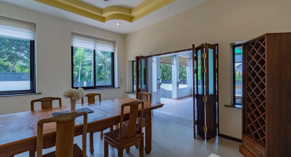 For rent 5 bedrooms villa in Kathu, Phuket