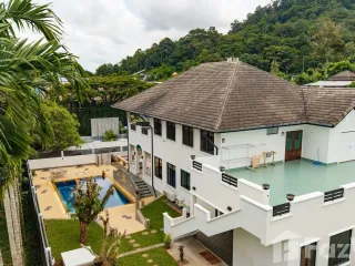 For rent 5 bedrooms villa in Kathu, Phuket