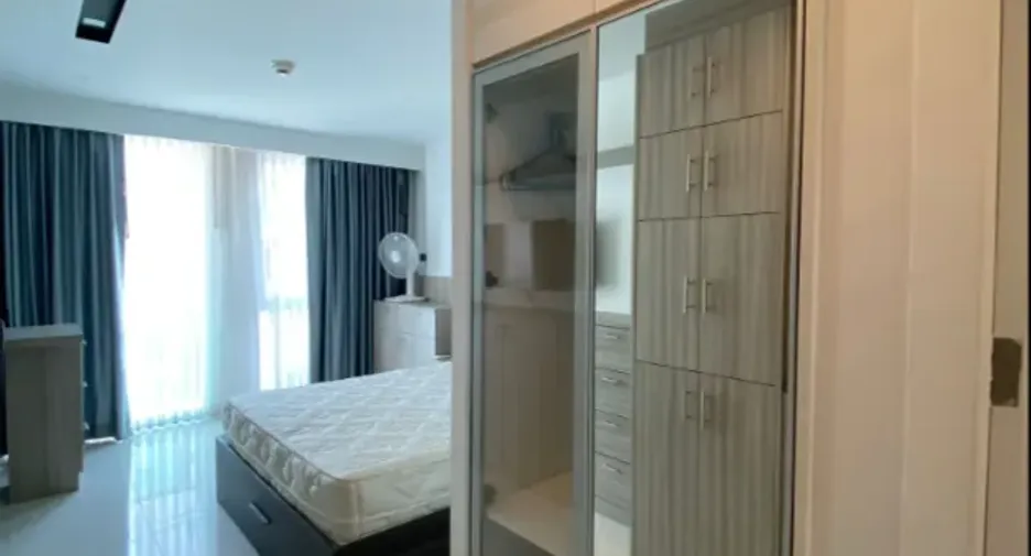 Wohnung zur Miete mit Studio in Bang Lamung, Chonburi