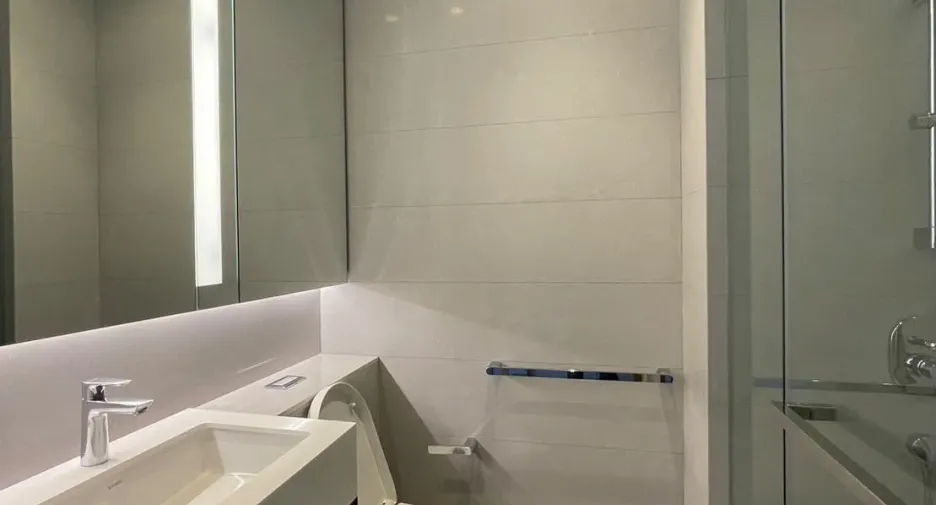 For sale 3 bedrooms condo in Watthana, Bangkok