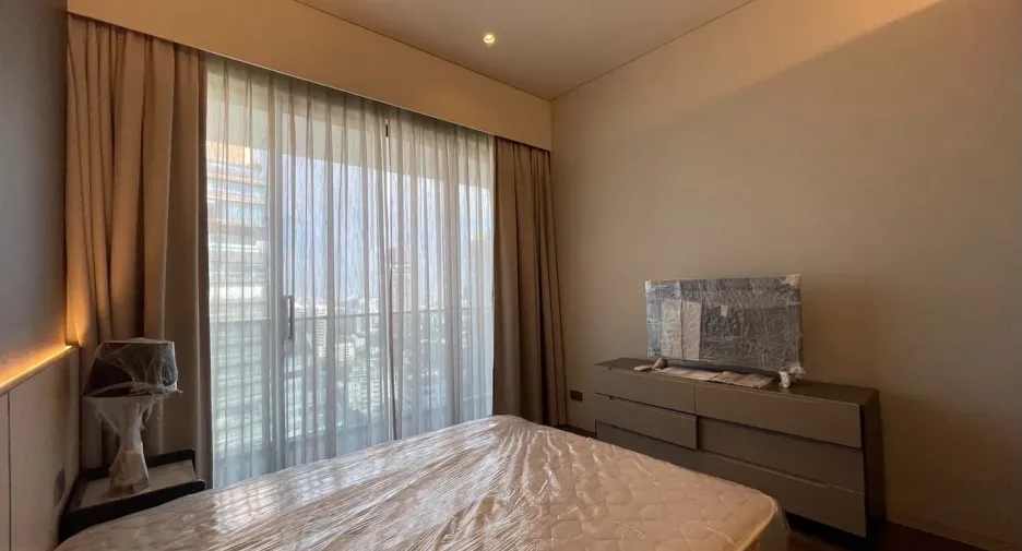 For sale 3 bedrooms condo in Watthana, Bangkok