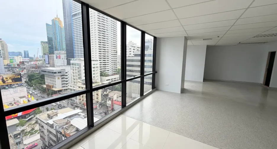 For rent 1 bed office in Watthana, Bangkok
