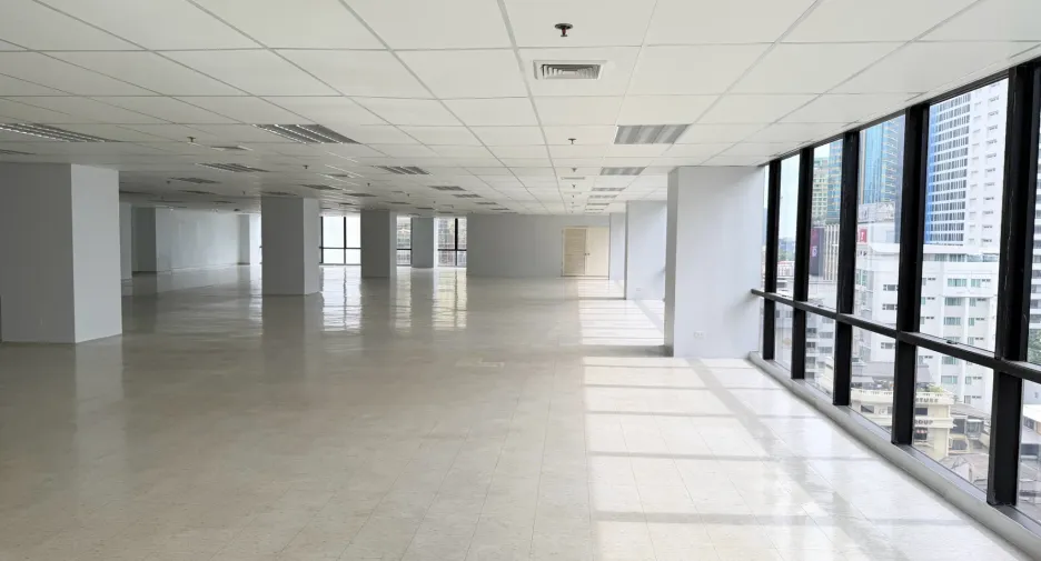 For rent 1 bed office in Watthana, Bangkok