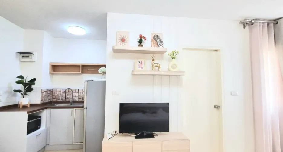 For sale 1 bed condo in Phra Khanong, Bangkok