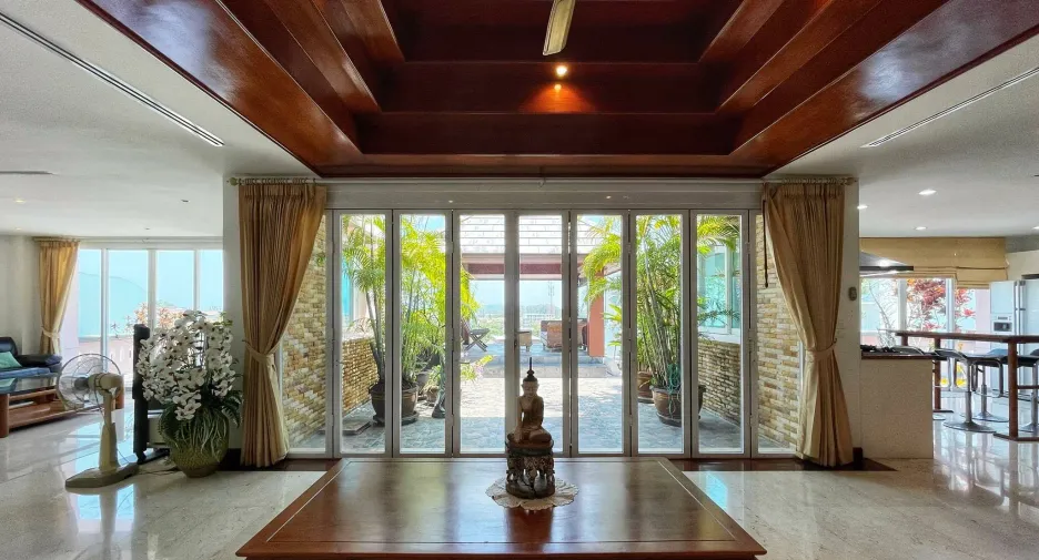 For sale そして for rent 3 ベッドルーム condo in Thalang, Phuket